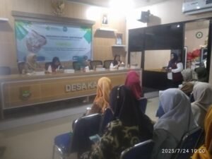 Dosen Poltekkes Kemenkes Banten Gelar Pengabdian Masyarakat, Berdayakan Kader Kelola PTM di Desa Karet