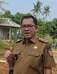 Pelayanan Masyarakat Desa Cikuda Menuai Pujian: Warga Rasakan Kualitas Pelayanan yang Ramah dan Membantu