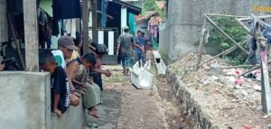 Pengerjaan Proyek U-DIT di RT 17/04 Desa Kedung Dalem Diduga Abaikan K3 dan Tanpa Papan Proyek